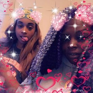 Meet your Posher, Kim